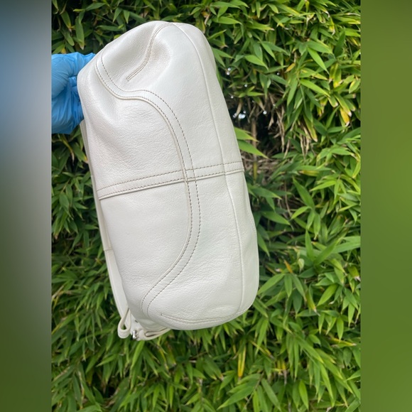 Coach Soho Large Ivory Glove Leather Hobo Shoulder Bag 9464 Y2K🔥 - Picture 7 of 15